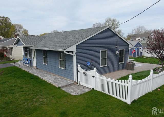 Property at 67 Columbus Ave, Edison, NJ 08817, 3 beds, 2 baths