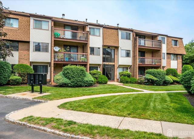 Property at 223 Edison Glen Ter, Edison, NJ 08837, 2 beds, 2 baths