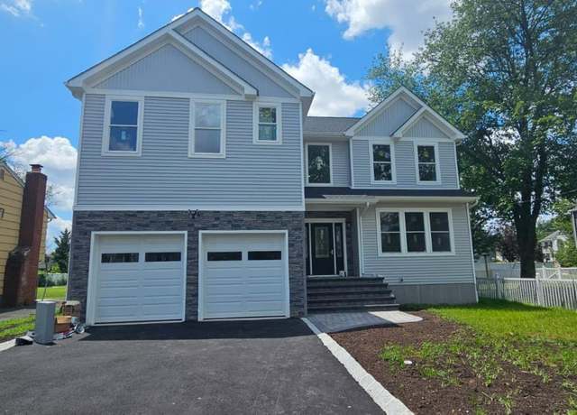 Property at 2 Arlington Pl, Piscataway, NJ 08854, 5 beds, 4 baths