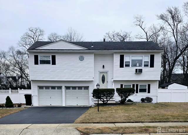 Property at 8 Brooklawn Dr, Hazlet, NJ 07730, 3 beds, 1.5 baths