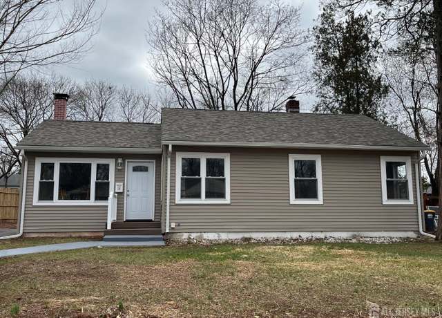 Property at 36 Hawthorne Dr, Franklin, NJ 08873, 3 beds, 1 bath
