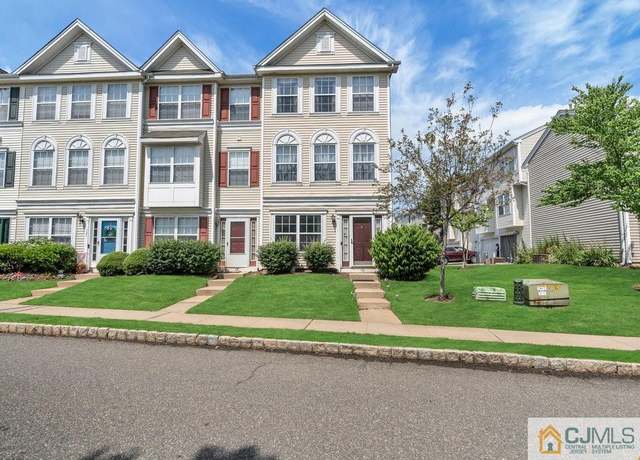 Property at 139 Giera Ct #125, Sayreville, NJ 08859, 2 beds, 2.5 baths