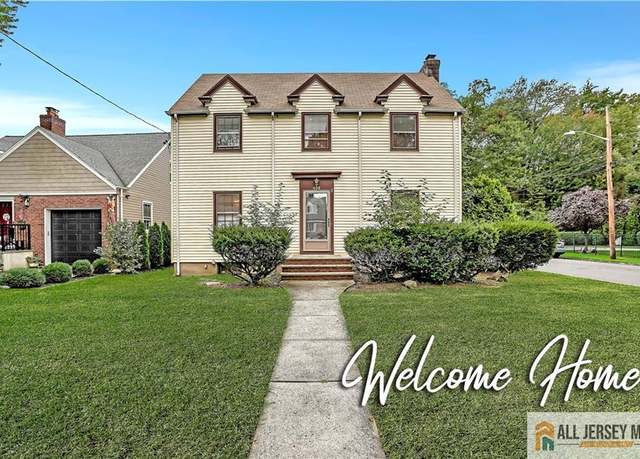 Property at 492 Twin Oaks Rd, Union Twp, NJ 07083, 4 beds, 2.5 baths