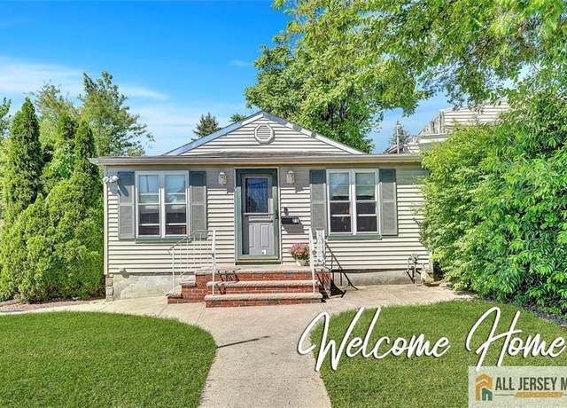 Property at 71 Russell St, Woodbridge Proper, NJ 07095, 3 beds, 1.5 baths