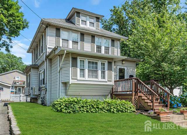 Property at 2 Jefferson Ave, Edison, NJ 08837, 3 beds, 2.5 baths