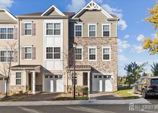 Property at 905 Chalmers Ln, Monroe, NJ 08831, 3 beds, 3 baths