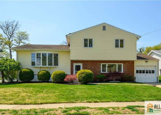 Property at 31 Kline Blvd, Colonia, NJ 07067, 4 beds, 2 baths
