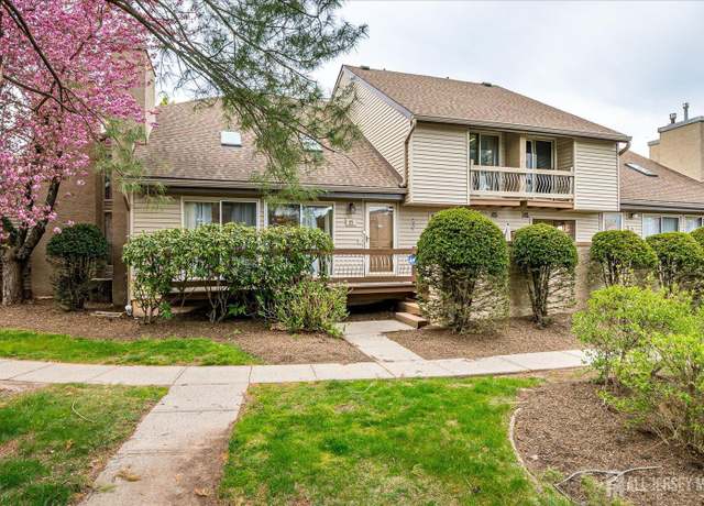 Property at 115 Kelly Dr, Edison, NJ 08820, 2 beds, 2.5 baths