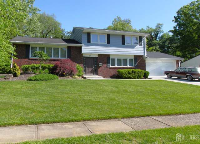 Property at 14 Agate Rd, East Brunswick, NJ 08816, 4 beds, 3 baths