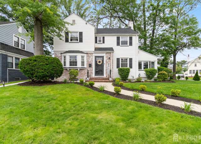 Property at 575 E Grant Ave E, Roselle Park, NJ 07204, 4 beds, 3 baths