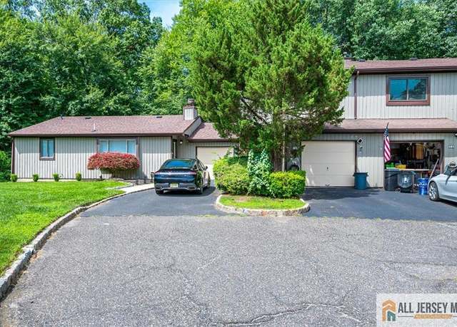 Property at 76 Letts Ct #167, Old Bridge, NJ 07747, 2 beds, 1.5 baths