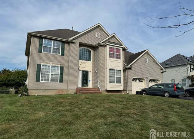 Property at 9 Lavender Rd, Piscataway, NJ 08854, 4 beds, 2.5 baths