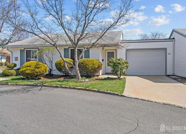 Property at 91 Dogwood Plz Unit A, Monroe, NJ 08831, 2 beds, 2 baths