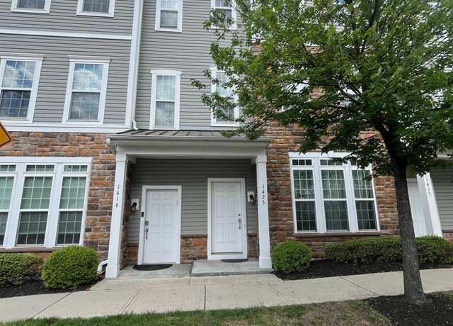 Property at 1425 Hudson Cir, Highland Park, NJ 08904, 2 beds, 2.5 baths
