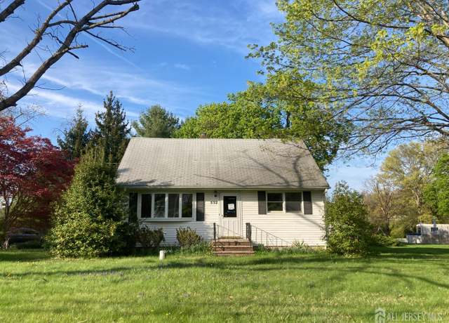 Property at 552 Old York Rd, Branchburg, NJ 08876, 4 beds, 2 baths