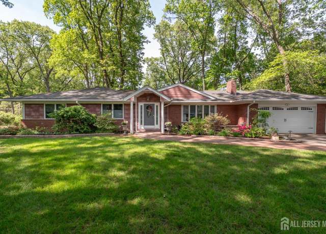 Property at 12 Hickory Dr, East Brunswick, NJ 08816, 3 beds, 2.5 baths