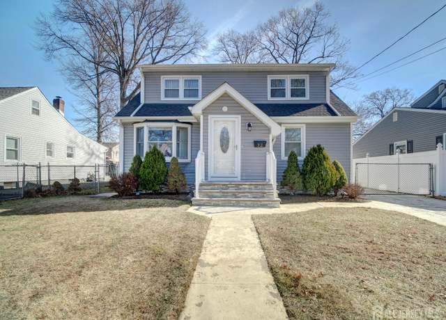 Property at 32 Chase Ave, Avenel, NJ 07001, 4 beds, 4 baths