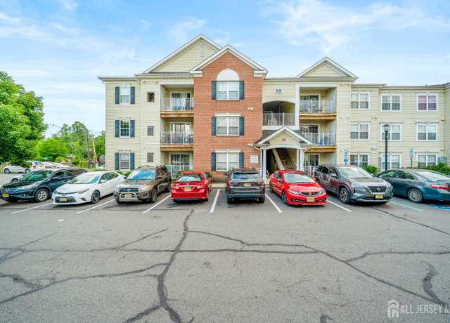 Property at 1025 Dogwood Ct, New Brunswick, NJ 08901, 2 beds, 1 bath