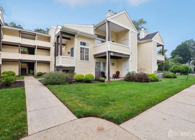 Property at 101 Country Club Dr #6, Union Twp, NJ 07083, 1 bed, 1 bath