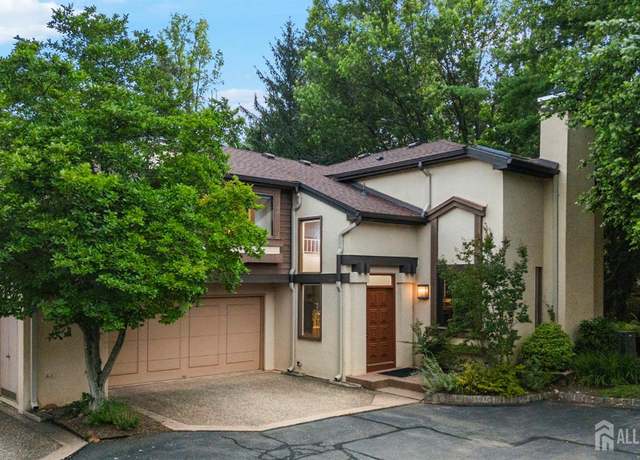 Property at 473 E Sayre Dr, Plainsboro, NJ 08540, 2 beds, 2.5 baths