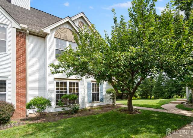 Property at 49 Colleen Ct, South Brunswick, NJ 08824, 3 beds, 2.5 baths