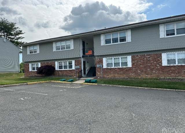 Property at 7 Georgia Ct Unit D, Old Bridge, NJ 07747, 2 beds, 1 bath
