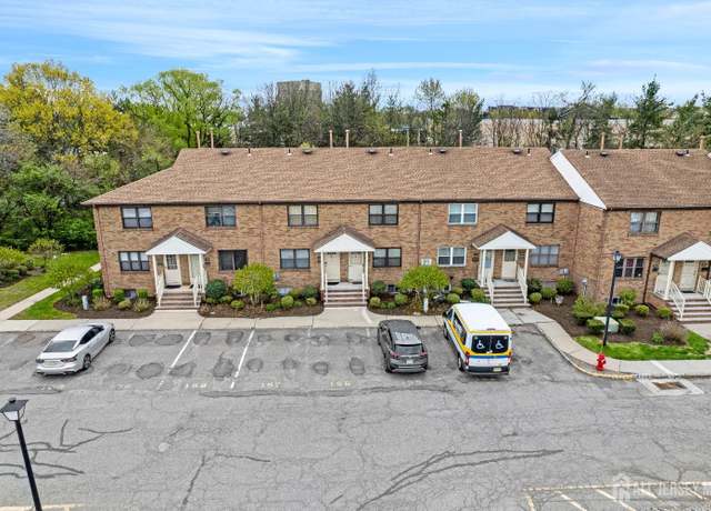 Property at 706 Sharon Garden Ct, Woodbridge Proper, NJ 07095, 2 beds, 2.5 baths