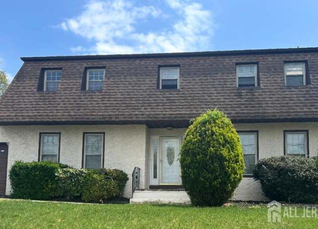 Property at 1001 Ship Ave, Beachwood, NJ 08722, 4 beds, 2.5 baths