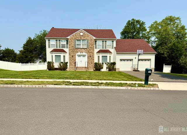 Property at 5 Angela Ct, Piscataway, NJ 08854, 5 beds, 3 baths