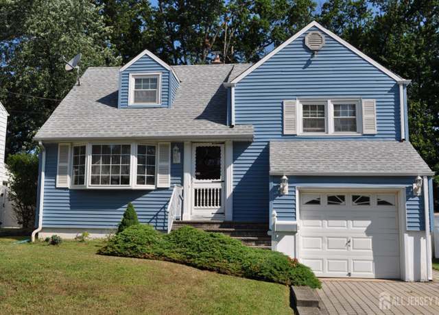 Property at 30 Overlook Ter, Fords, NJ 08863, 3 beds, 1.5 baths