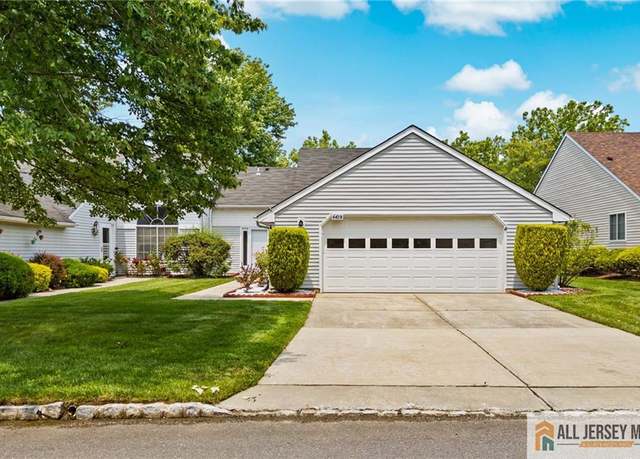 Property at 642 Madison Dr Unit 642B, Monroe, NJ 08831, 2 beds, 2 baths