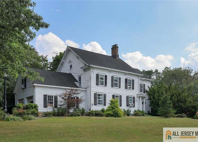 Property at 891 Main St, Fords, NJ 08863, 4 beds, 3.5 baths