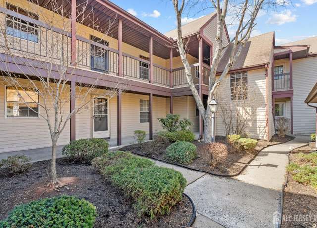 Property at 126 Concordia Cir Unit F, Monroe, NJ 08831, 2 beds, 1 bath