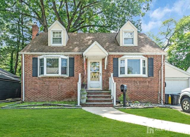 Property at 352 Birchwood Rd, New Milford, NJ 07646, 3 beds, 1.5 baths