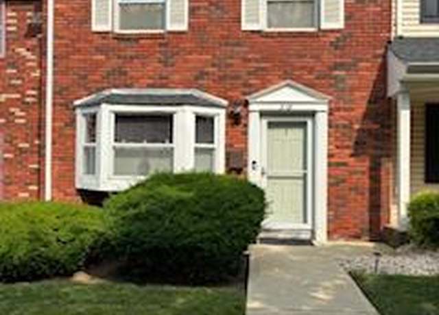 Property at 318 High St, Perth Amboy, NJ 08861, 3 beds, 1.5 baths