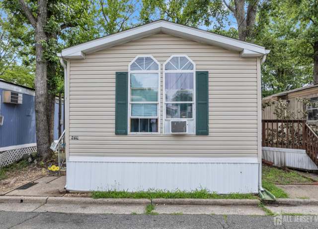 Property at 2505 Woodbridge Ave Unit 26L, Edison, NJ 08817, 2 beds, 1 bath