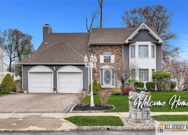 Property at 18 Jason Ct, Colonia, NJ 07067, 4 beds, 2.5 baths