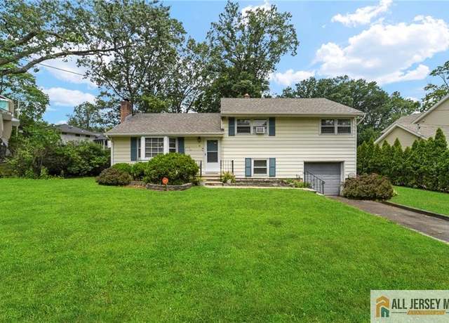 Property at 4 Branco Pl, East Brunswick, NJ 08816, 3 beds, 1.5 baths