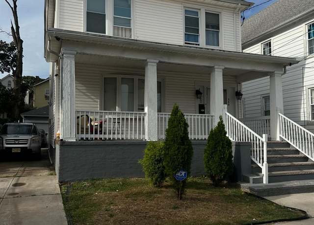 Property at 262 Hale St, New Brunswick, NJ 08901, 6 beds, 3 baths