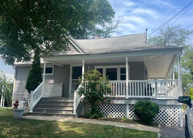 Property at 43 Orchard St, Metuchen, NJ 08840, 4 beds, 2 baths