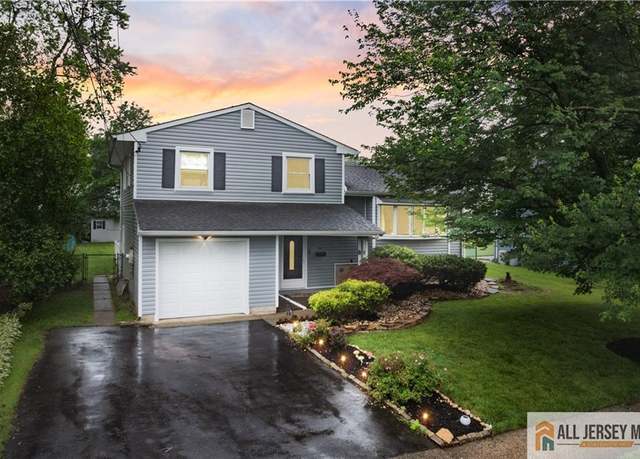 Property at 34 Connor Ave, Metuchen, NJ 08840, 3 beds, 1.5 baths