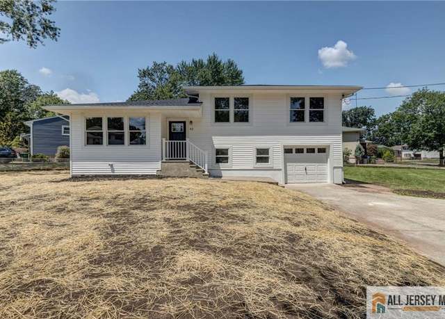 Property at 42 Larchmont Rd, Edison, NJ 08837, 4 beds, 3 baths