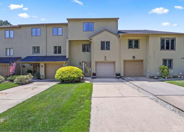 Property at 133 Redpine Loop Loop, Old Bridge, NJ 08857, 3 beds, 3 baths