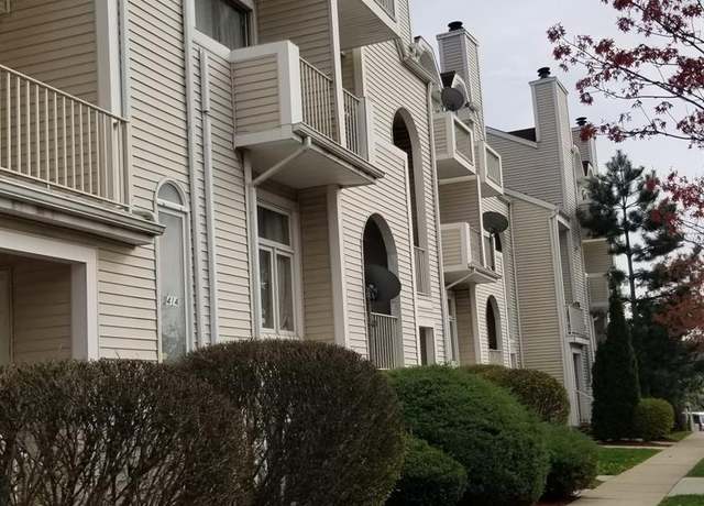 Property at 422 Johnstone St, Perth Amboy, NJ 08861, 2 beds, 1.5 baths