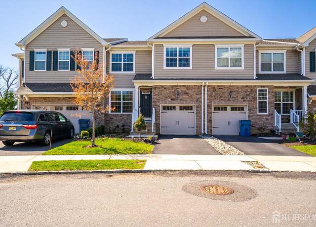 Property at 4 Woodrose Ln, Monroe, NJ 08831, 3 beds, 2.5 baths