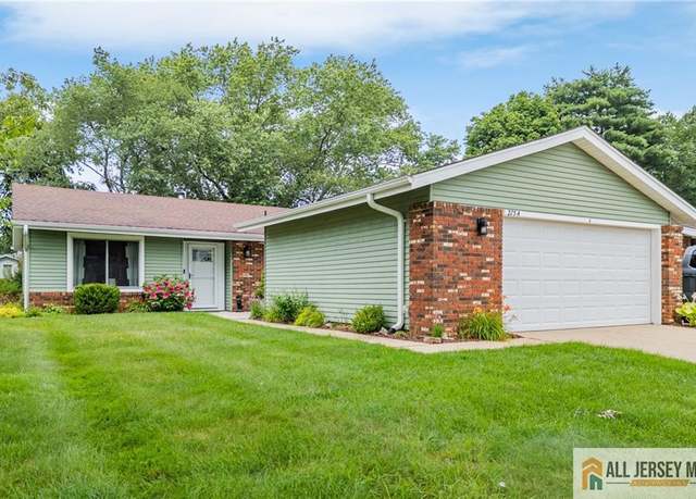 Property at 275 Convent Rd Unit 275A, Monroe, NJ 08831, 3 beds, 2 baths