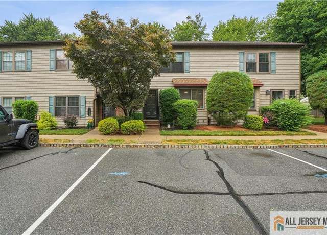 Property at 74 Pheasant Run, Edison, NJ 08820, 2 beds, 1.5 baths