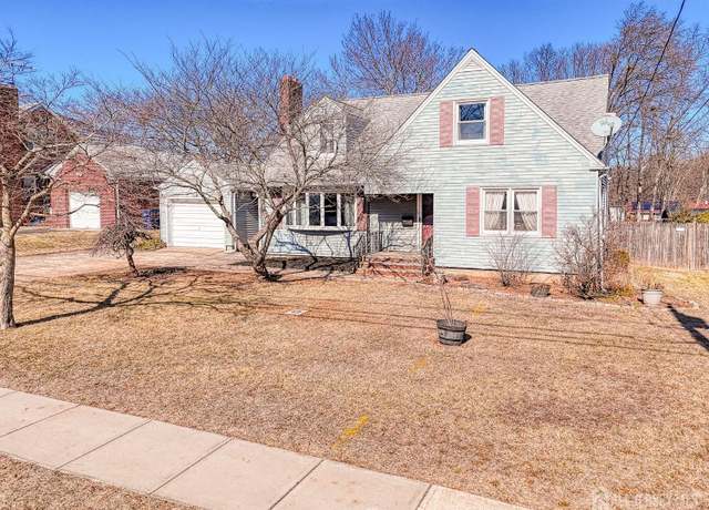 Property at 5 Stevens St, North Brunswick, NJ 08902, 5 beds, 2 baths
