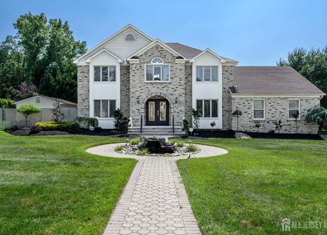 Property at 1 Wilfred Rd, Manalapan, NJ 07726, 4 beds, 3.5 baths