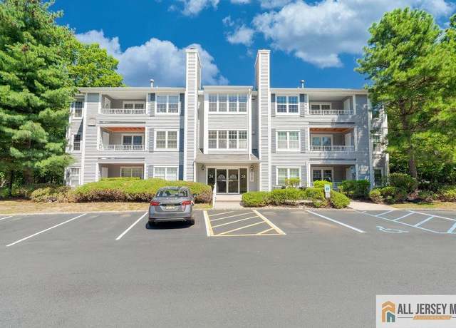 Property at 2405 Candlelight Ct #2405, Helmetta, NJ 08828, 2 beds, 1 bath